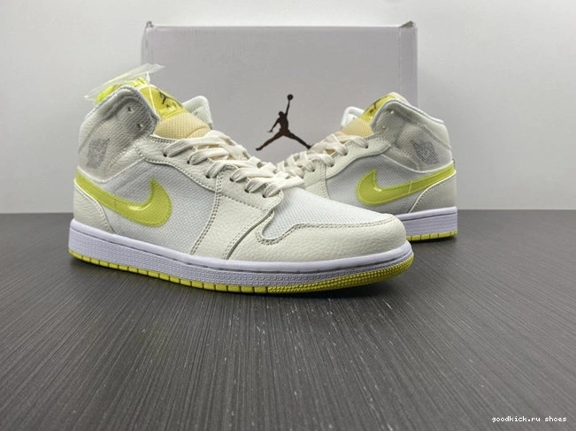 3710 SE Mid Yellow DB2822- QuickDry Jordan1 Voltage 1029